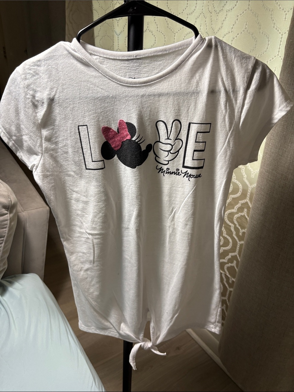 Disney White Minnie Mouse LOVE Tie-Front Tee with Pink Bow